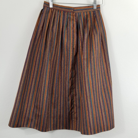 VINTAGE YOUNG TRADITIONS 2 PIECE STRIPED TOP/SKIRT - Picture 5 of 11
